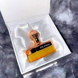 Eloise Mini Teardrop Brush - New In Box